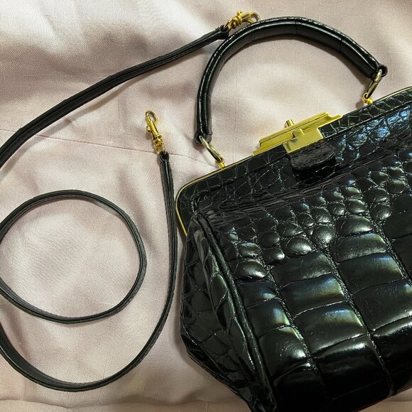Maxima Genuine Alligator Purse with Detachable Shoulder Strap - Picture 3 of 6